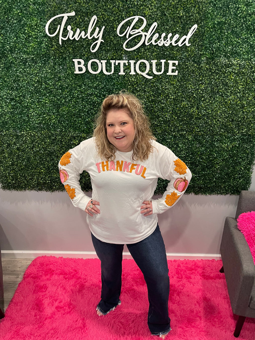 Judy Blue Straight Leg dark wash jean with fray hem