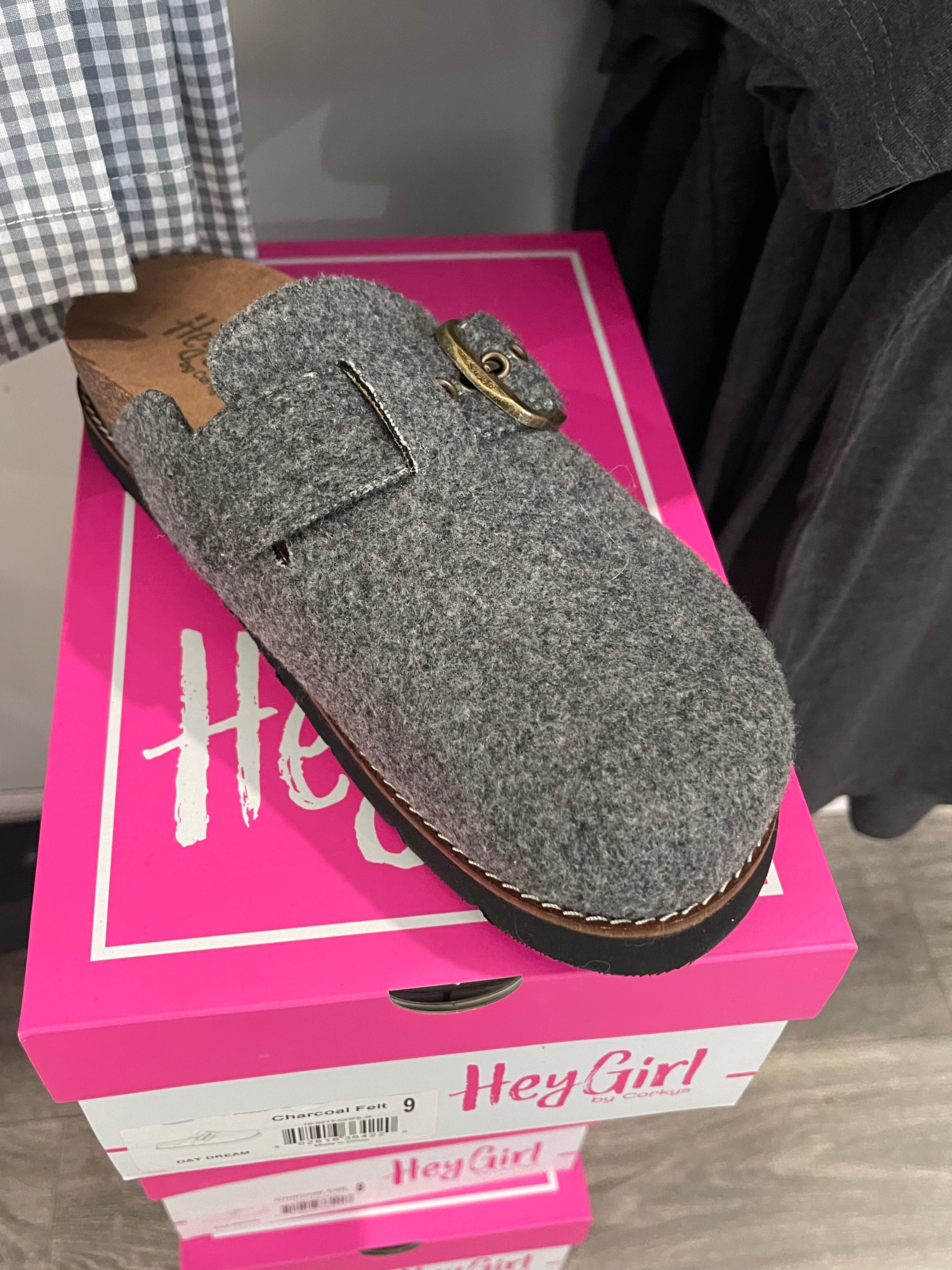 Daydream Charcoal Corkys