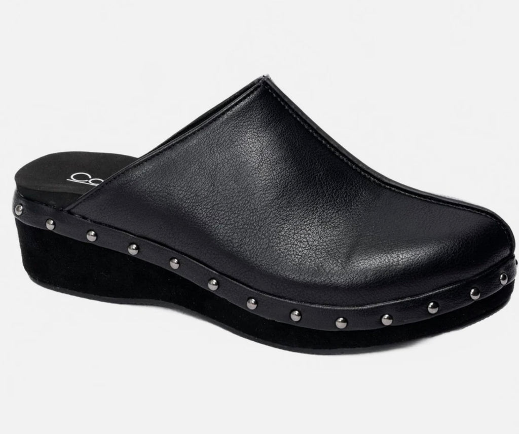 Newbie Corkys clog shoe